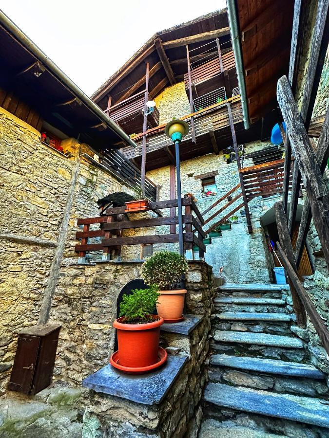 Meizon - La Montagna, Pila, Crevacol, Aosta E Valpelline Gignod Ngoại thất bức ảnh
